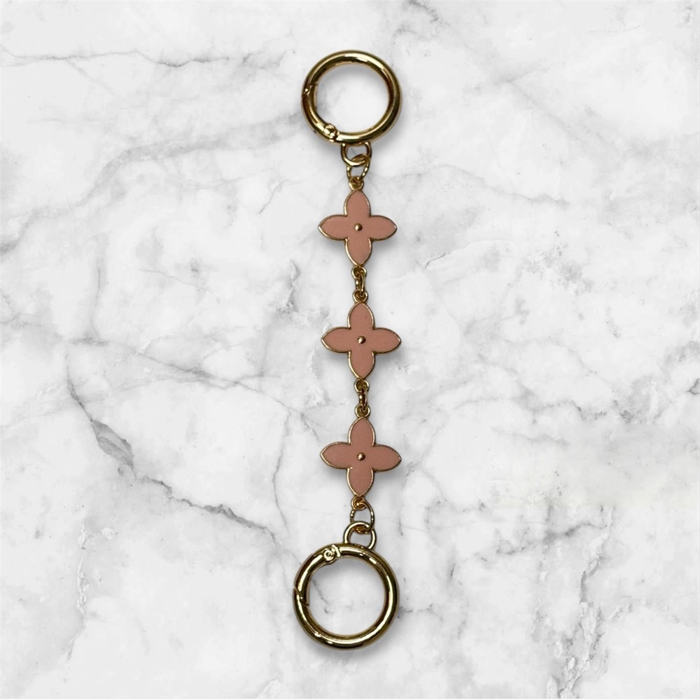Clover Chain Extender Bag Accessories